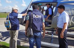 Regional Director visits Typhoon Haiyan devastation zone Regional Director visits Typhoon Haiyan devastation zone